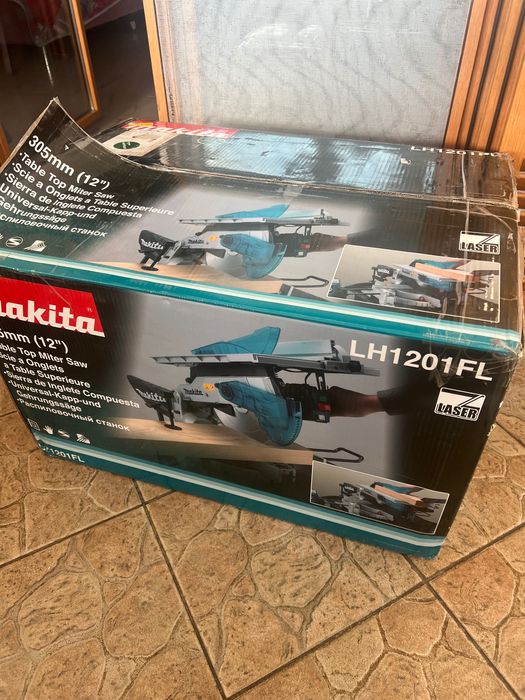 Circular Makita lh1201fl