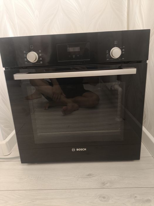 Продам духовой шкаф, электрический Bosch б/у. В отл состоянии