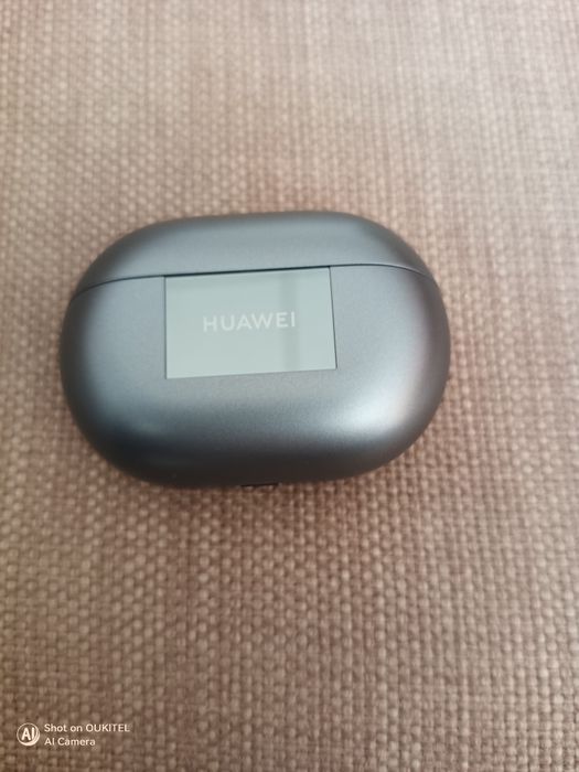 Продавам Huawei 11i + Huawei Freebuds Pro 3