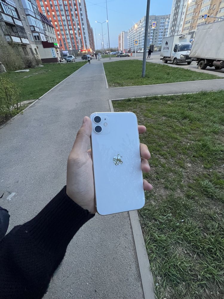 Iphone 11 64 gb в идеальном состоянии