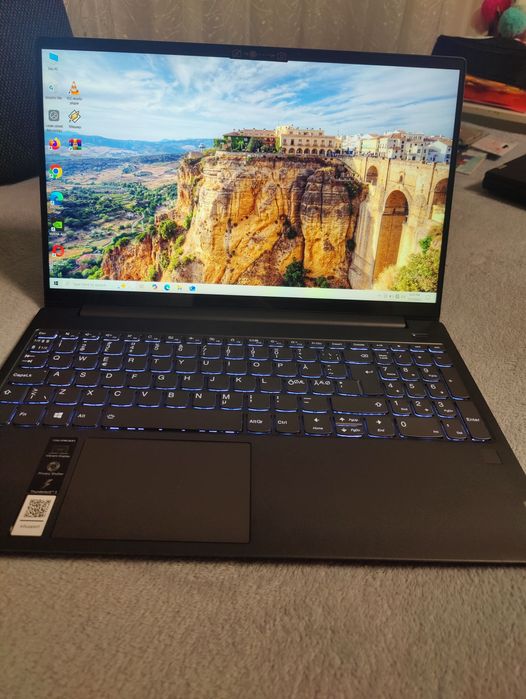 Laptop gaming Lenovo Yoga i5 Ram 16Gb Gtx 8Gb ssd 512 GTA CSGO FORTNIT