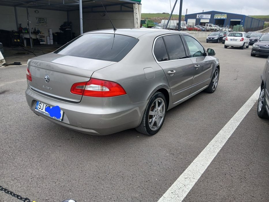 Skoda Superb 2.0 TDI 170cp DSG