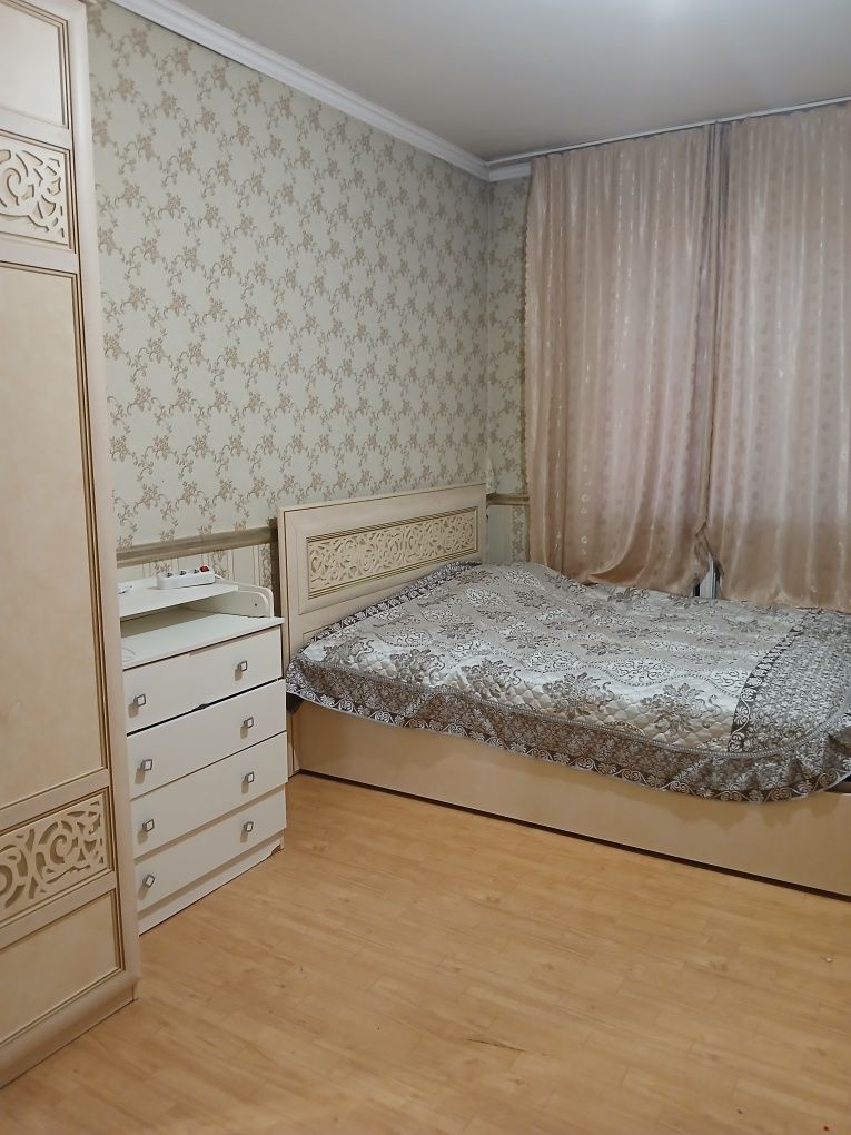 Сдам комнату девушке, подселение