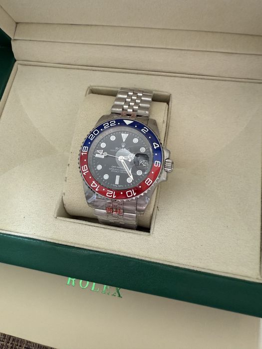 Часовник ROLEX GMT-Master II /PEPSI/ Гмт-Мастър Пепси