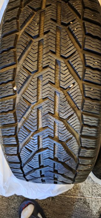 Продавам зимни гуми Riken Snow 225/45 R17 94V Extra Load
