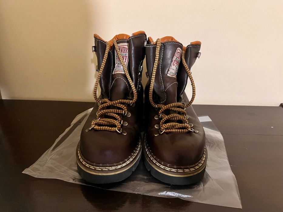 Кожени туристически обувки