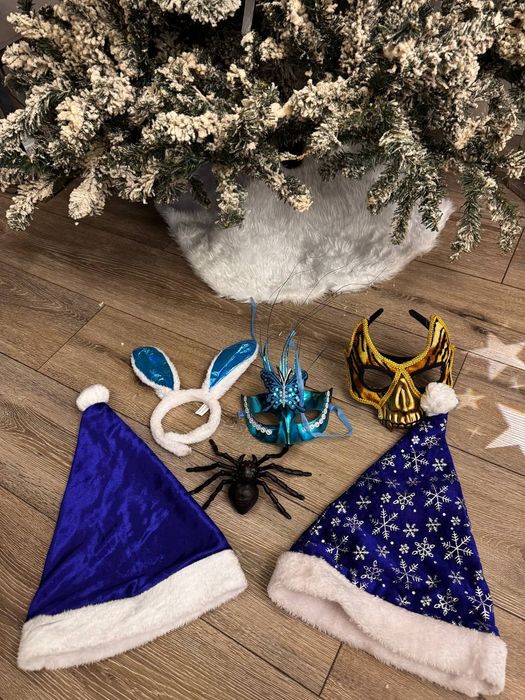 Маска праздничная