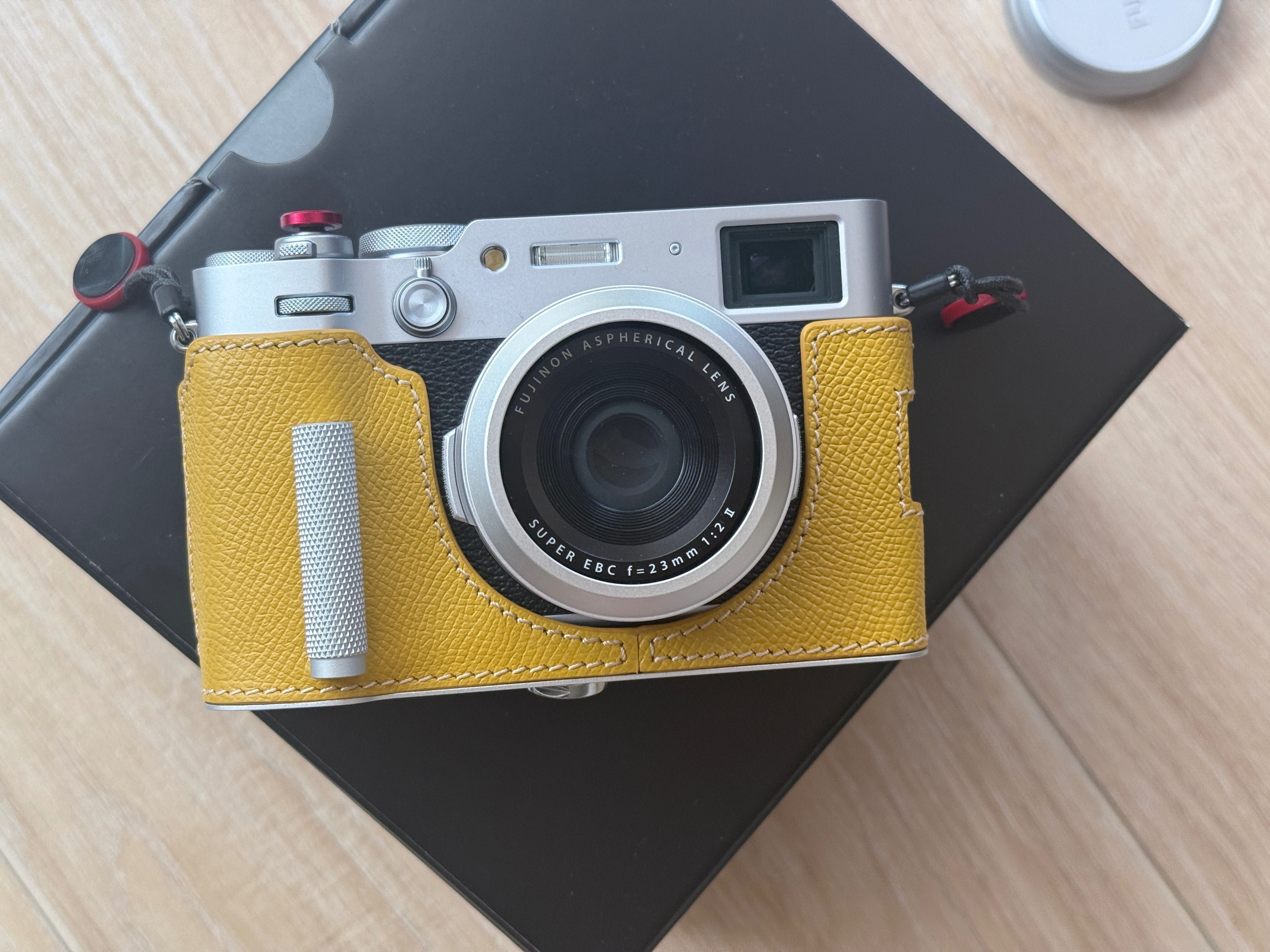 Fujifilm WCL-X100 II Adaptor Wide pentru X100V Silver