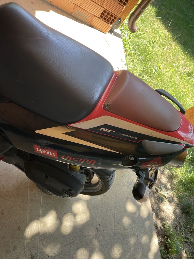 Aprilia SR ditech на части