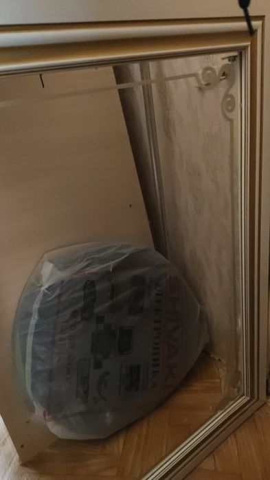 Большое зеркало, нет царапин