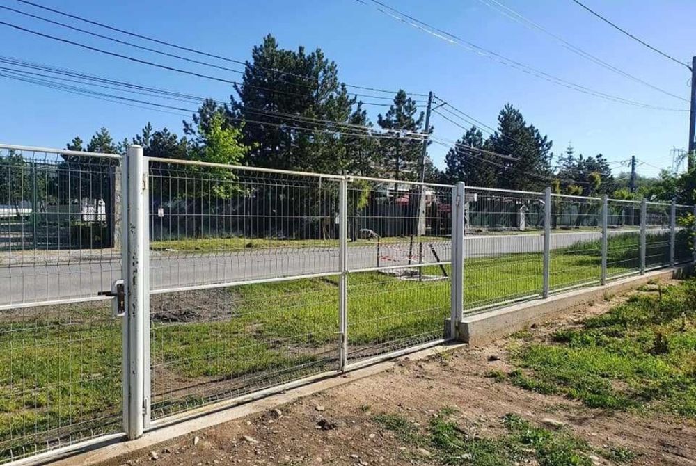 Construim garduri la comanda clientului