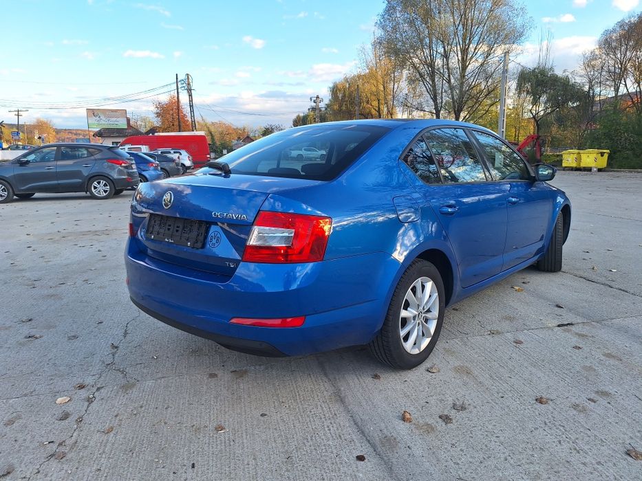 Skoda Octavia  Berlina Fabr.2013