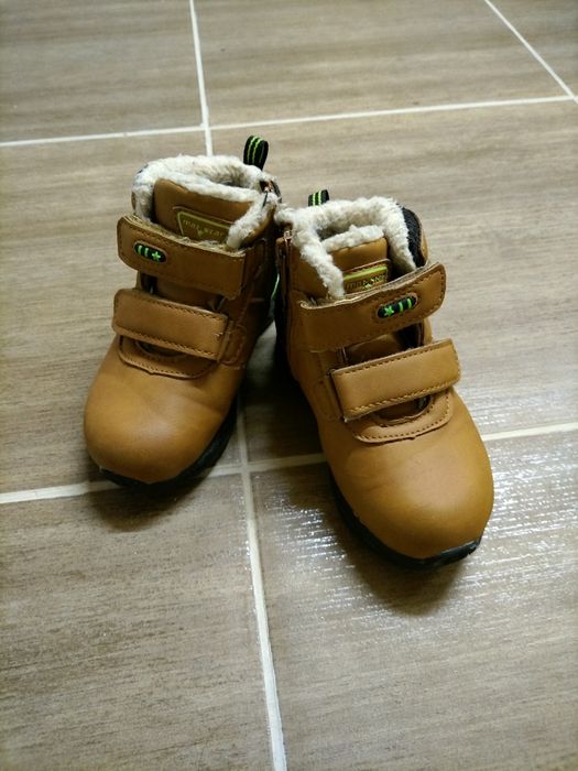 Детски боти 25 номер