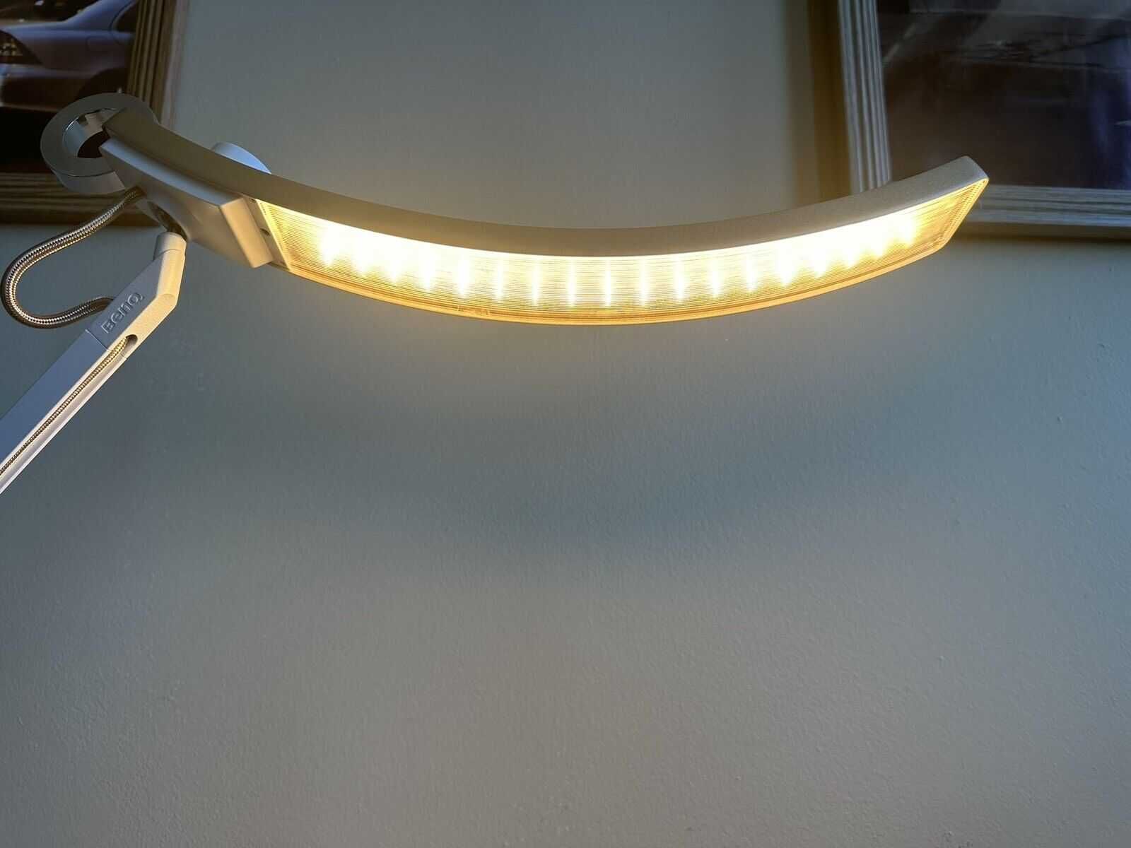 Настольная лампа BenQ e-Reading LED Desk Lamp Gold