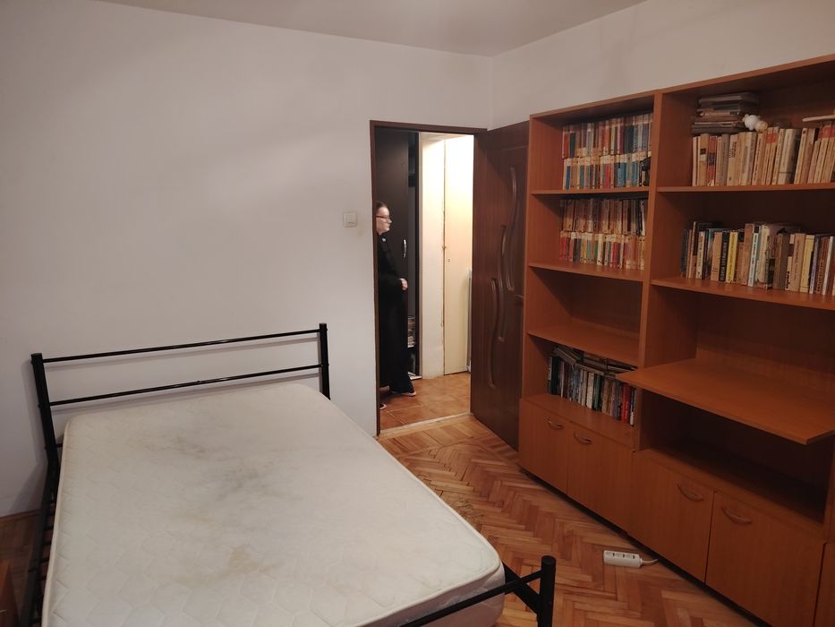 Petre Ispirescu-Sebastian cameră bloc fără proprietar, pt.o fata/Dna.