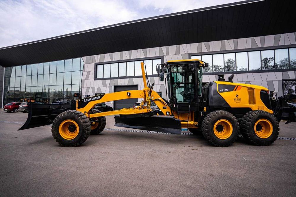 Автогрейдер LiuGong CLG 4215D (4WD)