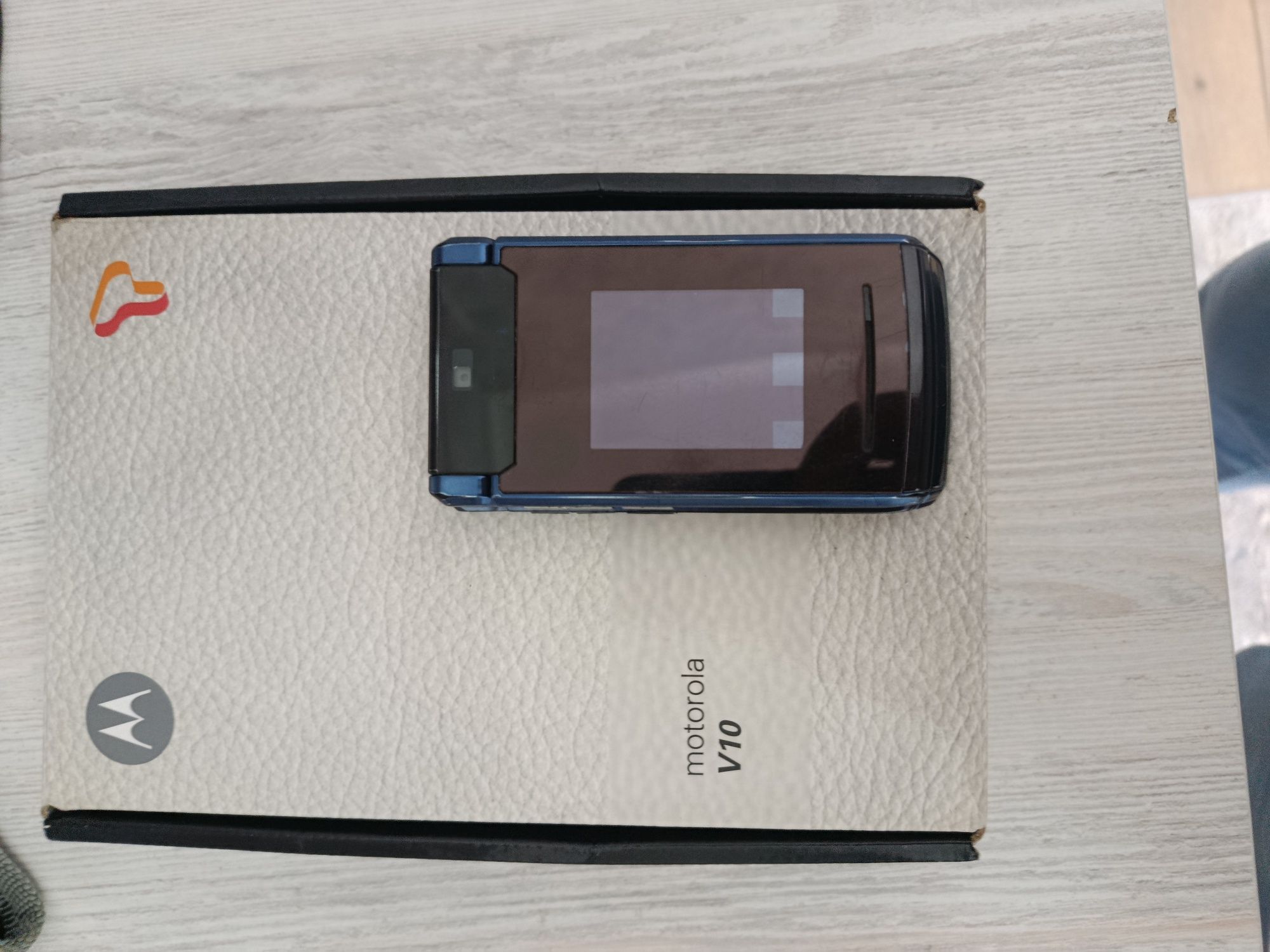 Motorola v10 cdma