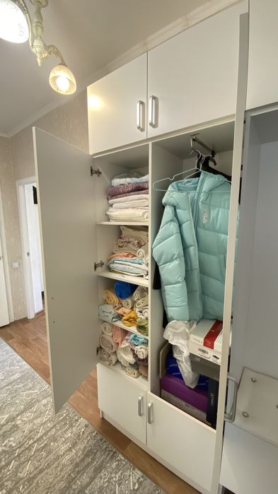 продам шкаф в прихожую