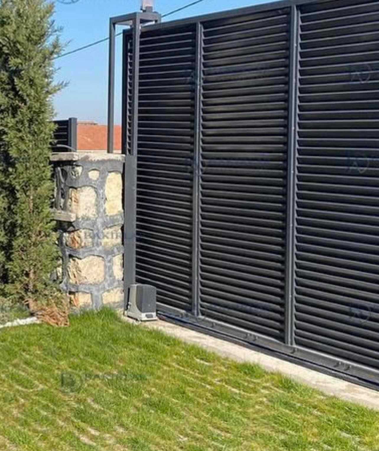 Оградни пана и врати тип щора