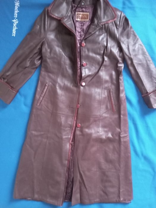 Продам женский плащ
