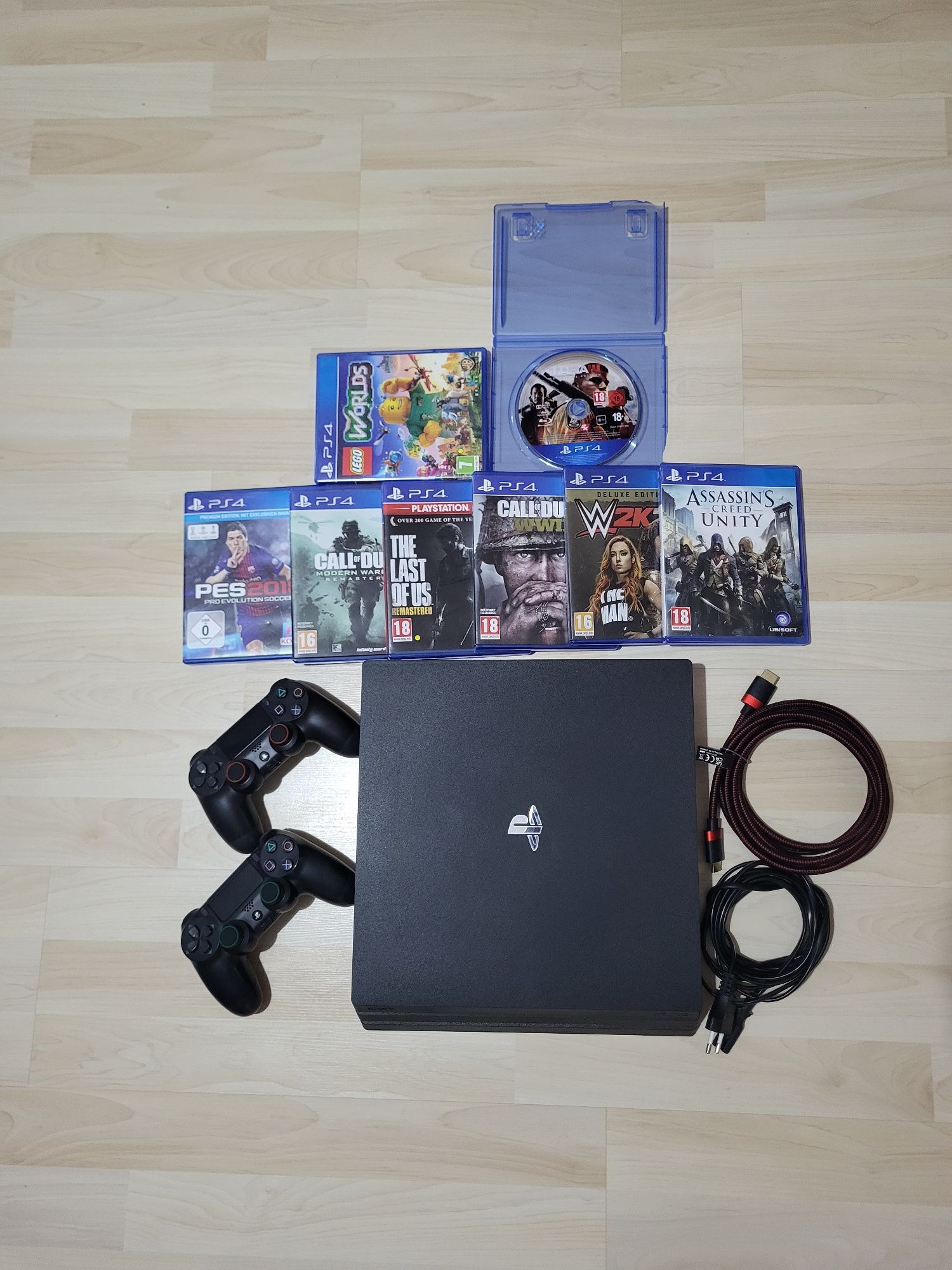 Playstation 4 PRO 1TB + игри