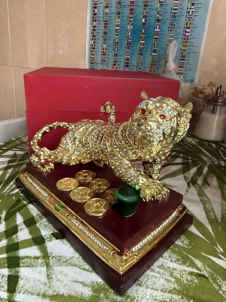 Продам статуэтку тигра фэн шуй