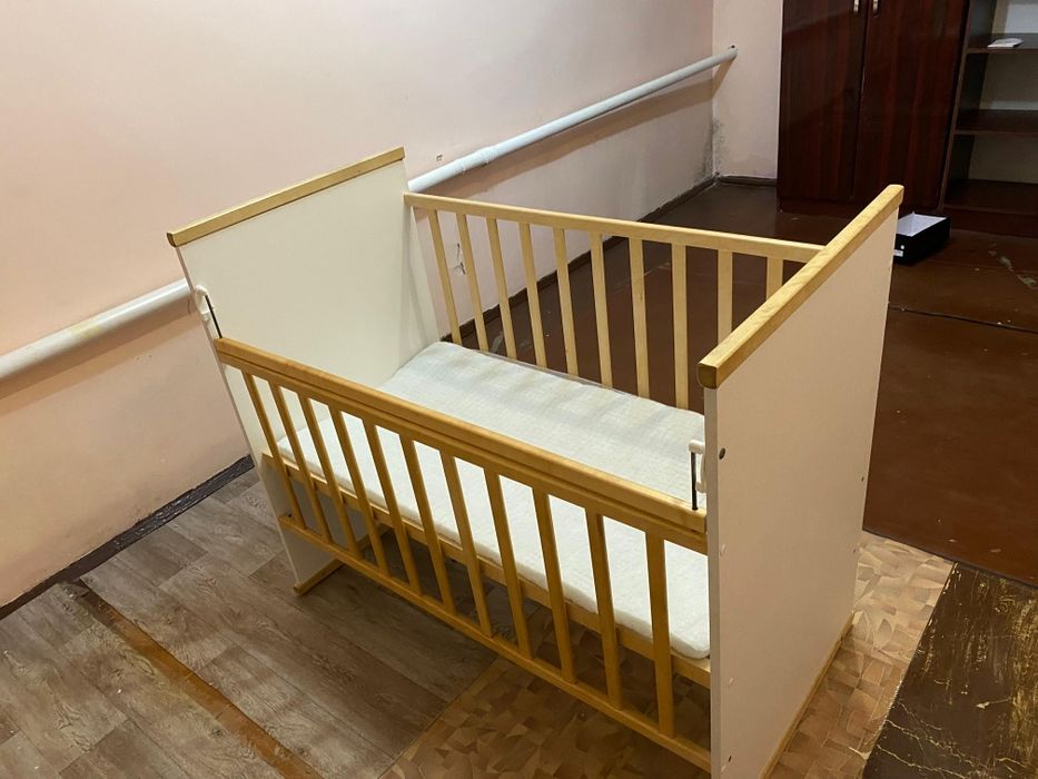 Продам Детский кровать