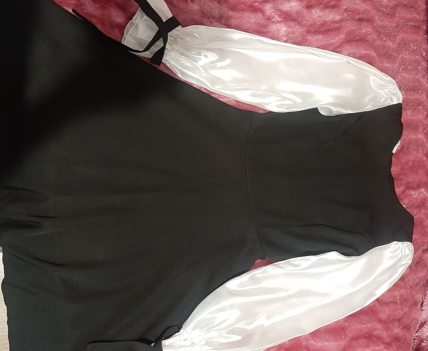 Платье чёрное с поясом