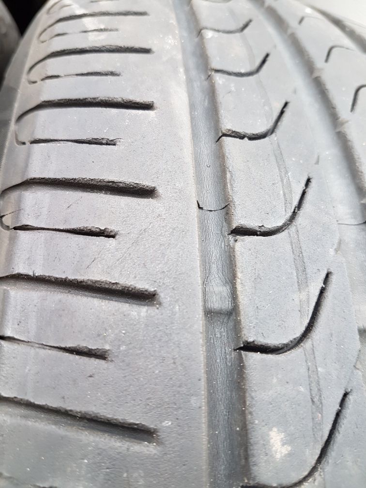 2 бр. летни гуми Pirelli 225/60/17 5 mm DOT 4912