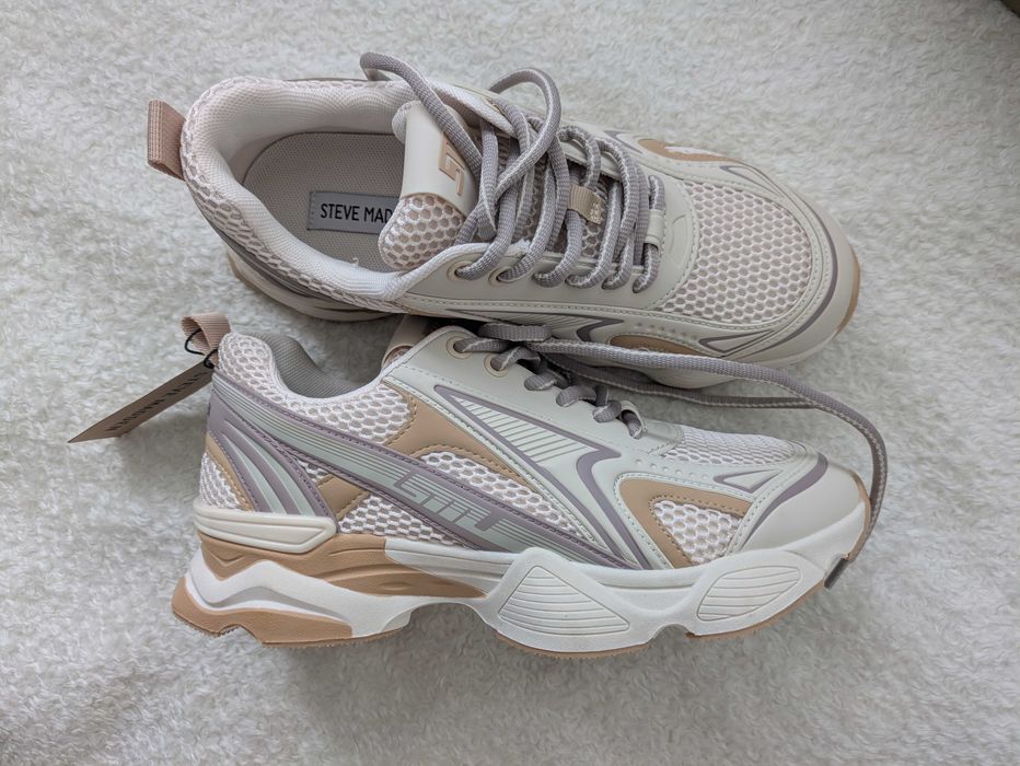 Сникърси Steve Madden