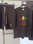 Compleu bărbați tricou și pantalon scurt Adidas