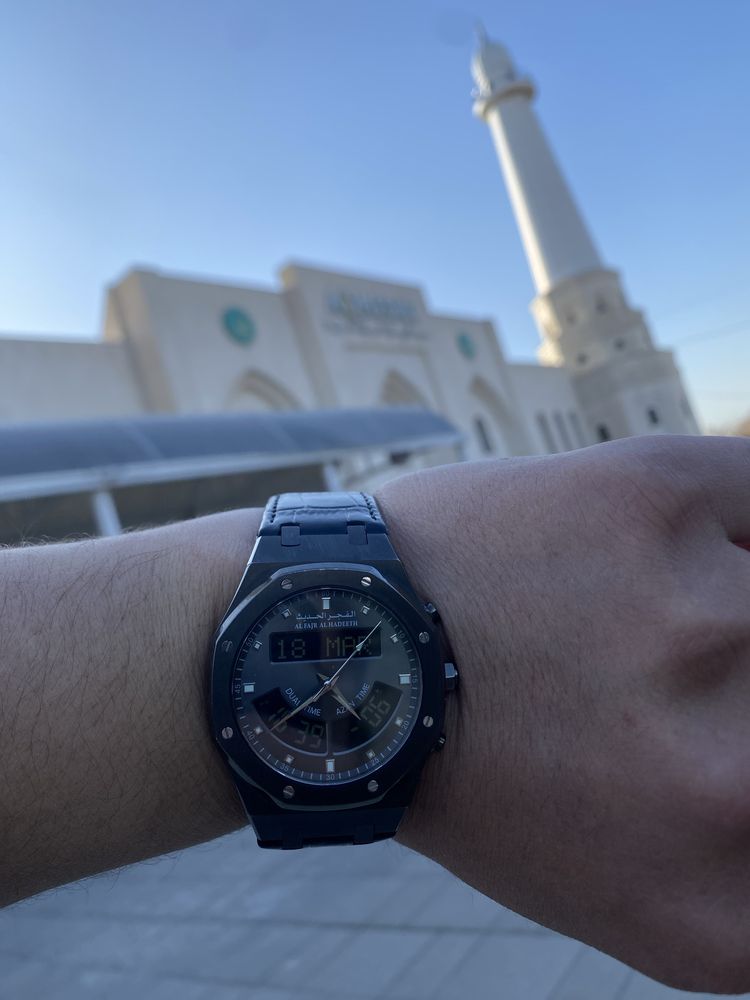 Часы Al Fajr Modern Dual Time Watch обмен на смартфон