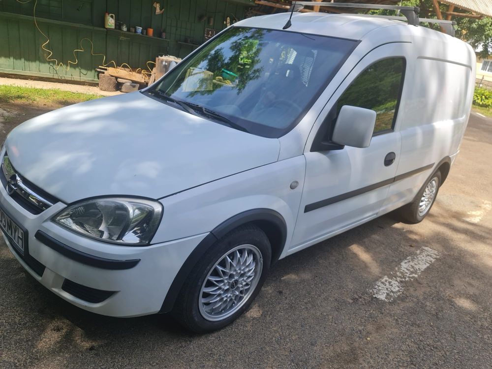 vand opel combo 2011