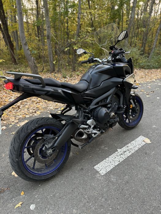 Yamaha mt 09 tracer 900 touring adventure honda