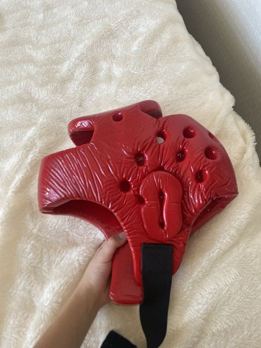 Продам шлем для Таэквандо/Каратэ