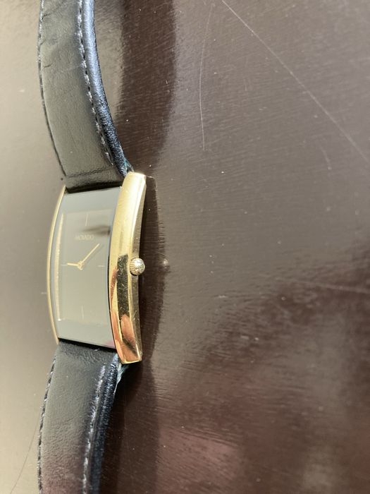 Швейцарски часовник Movado