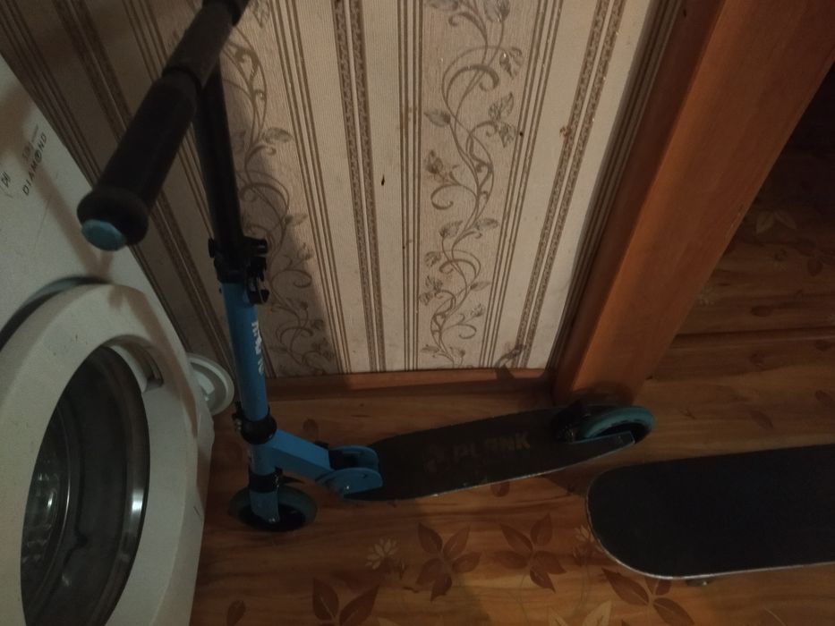 Самокат б/у в хорошем состояний