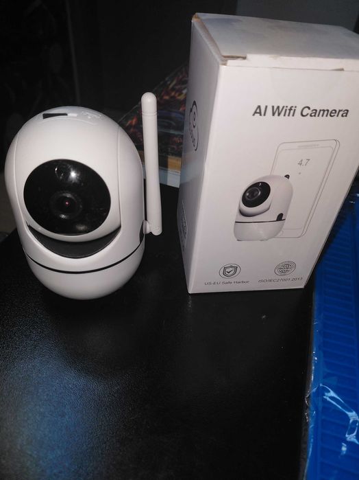 Камера за наблюдение на възрастни хора