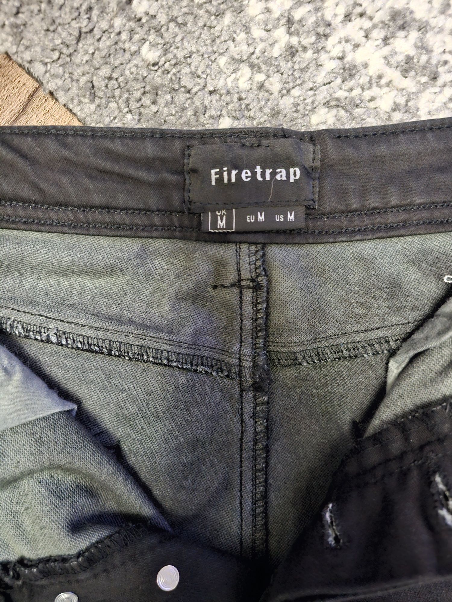 Pantaloni scurti Firetrap M