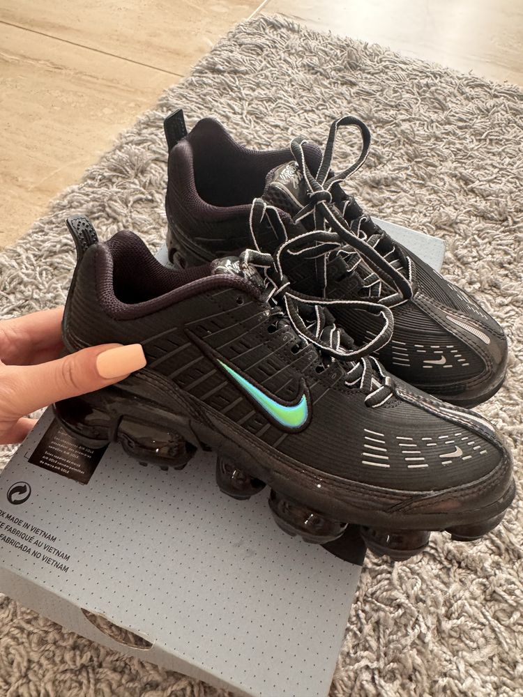 Маратонки Nike Air Vapormax 300