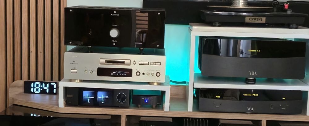 Vând amplificator lampa audio marca Audiomat