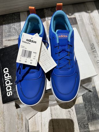 Оригинални маратонки Adidas