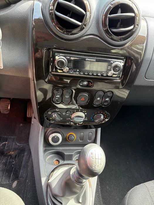 Dacia Duster 4x4 . Euro 5. Clima