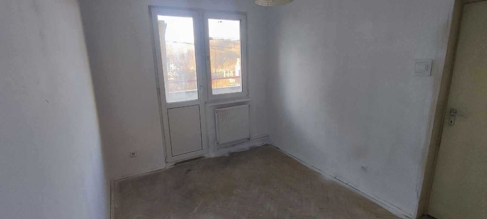 Vand apartament 3 camere Hunedoara - Vulcan