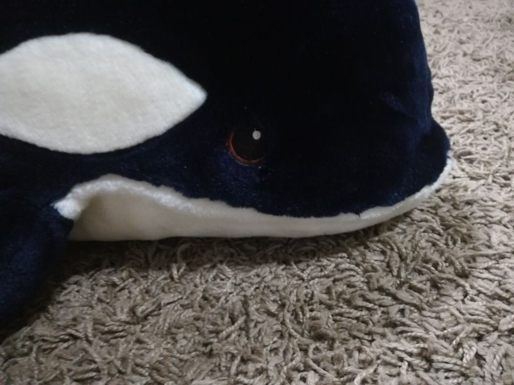 Vând mascotă delfin