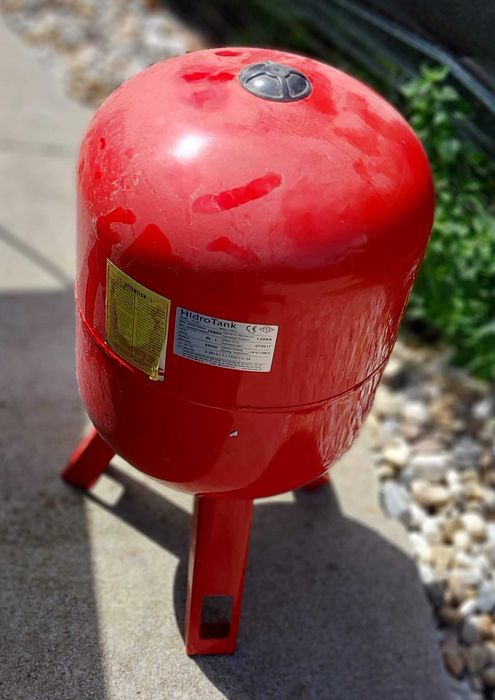 rezervor hidrofor nou vertical de 50 litri 10 bari
