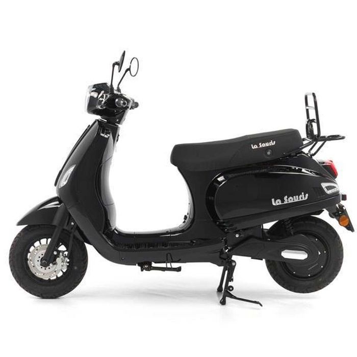 De inchiriat scuter cu si fara permis servicii de calitate garantate