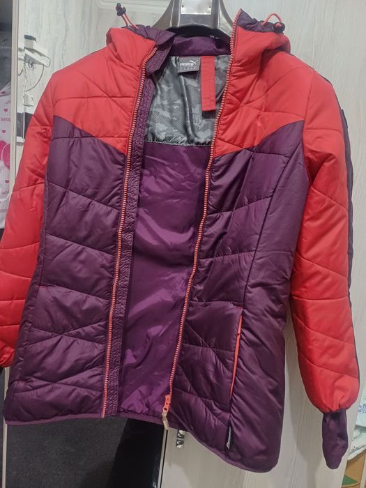 Продаётся спортивный куртка Puma
