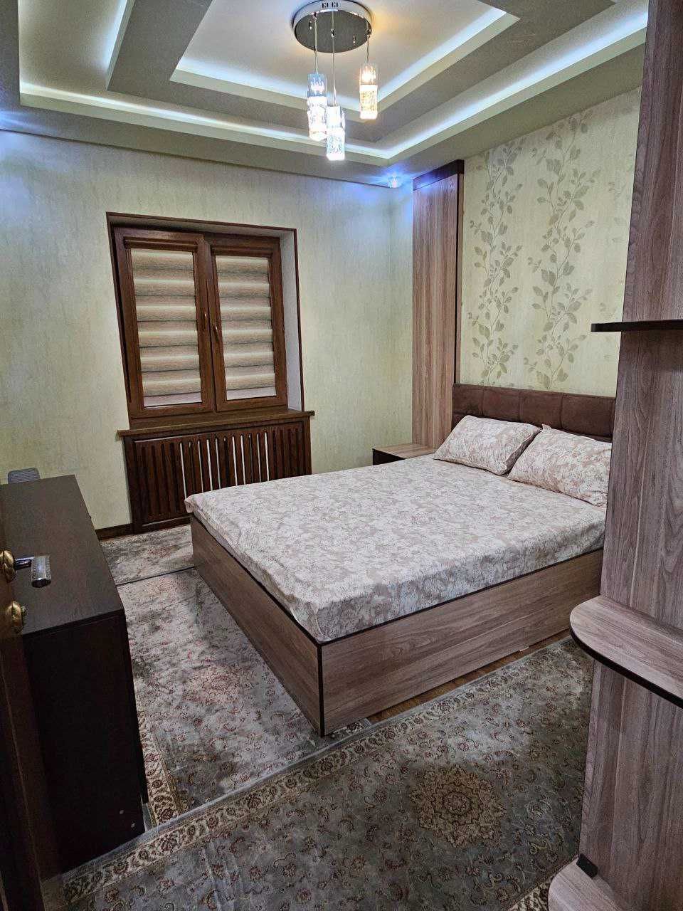Карасу-2 (Мирзо-Улугбек), 5-комн, 110 м², 2/5, с ремонтом. Собственник