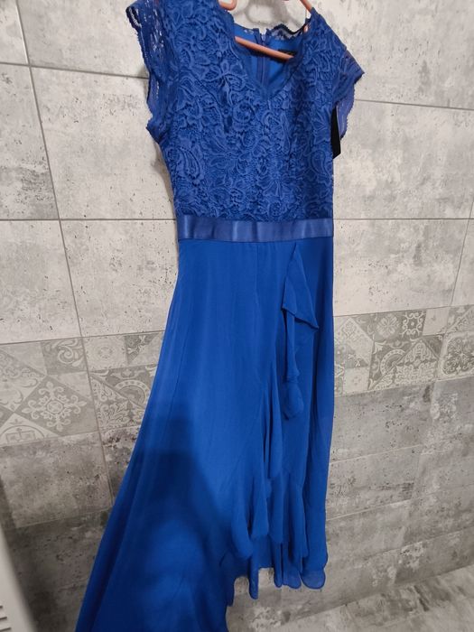 Rochie lungă elegantă Dressystar – model Vokuhila, albastru regal, măr